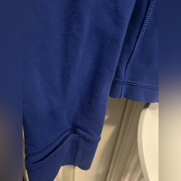 Lululemon Athletica Jacket with Breathable Back and Thumb Hole Sz 10 - Picture 5 of 15